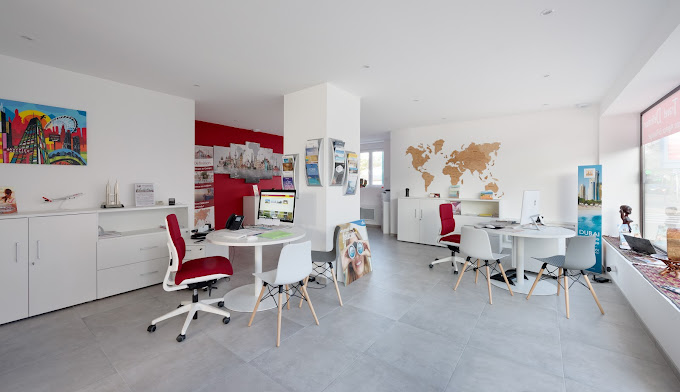 Image agence DEFINITION ASIE - SAINT LOUIS